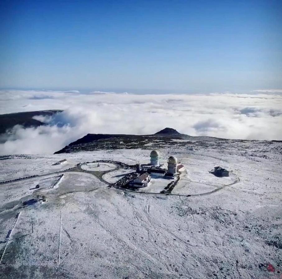 Patio Da Estrela - Chales Moura Penhas da Saúde Zewnętrze zdjęcie